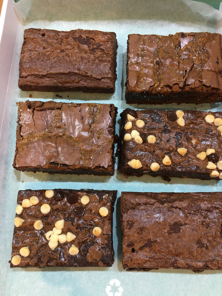 Box Of Luv Brownie Collection